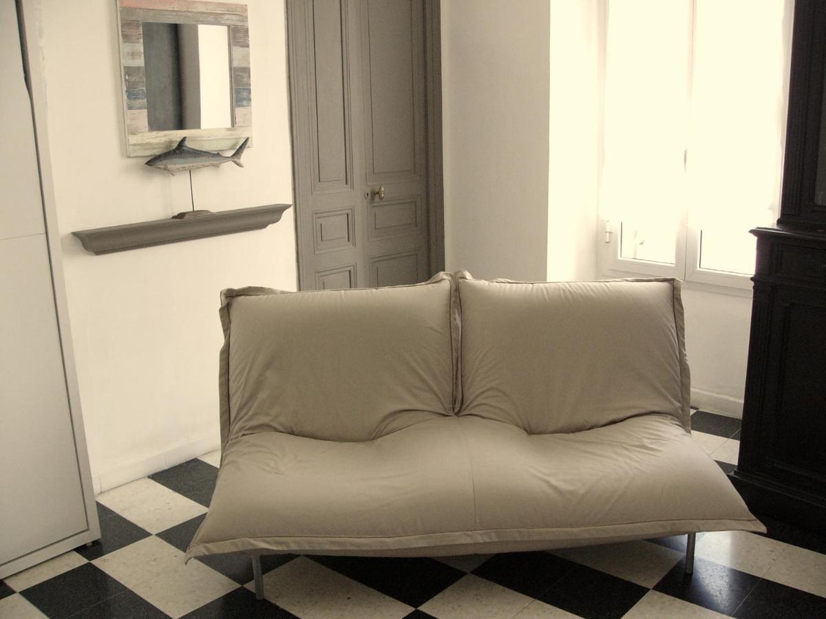Maison Julien 3 ม็องตง ภายนอก รูปภาพ